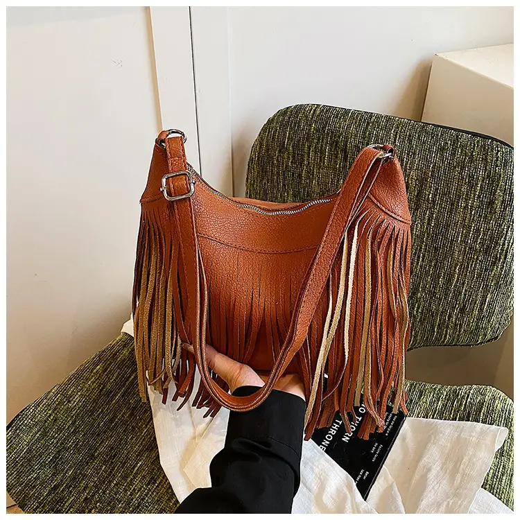 Black Tassel Shoulder Bag for Women Large Capacity — feature 13