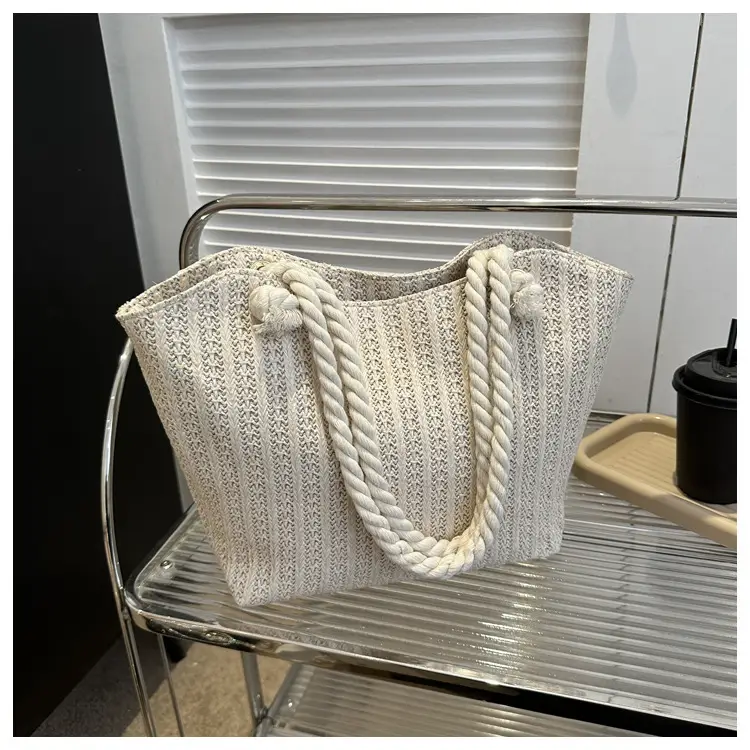 2026 Straw Woven Shoulder Bag Large Capacity Women — feature 13