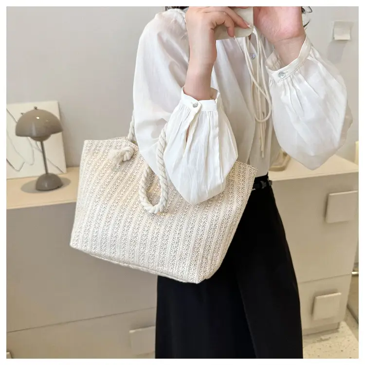 2026 Straw Woven Shoulder Bag Large Capacity Women — feature 17