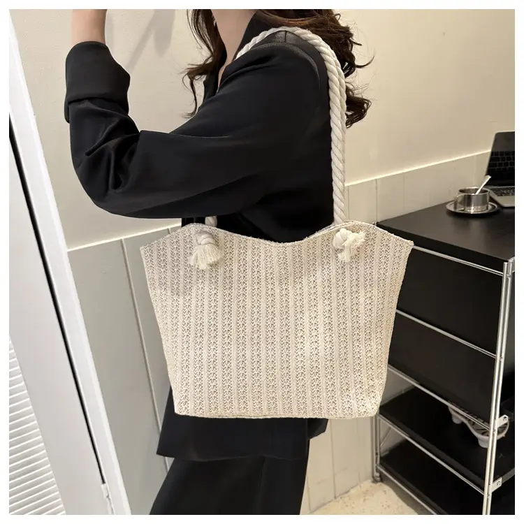 2026 Straw Woven Shoulder Bag Large Capacity Women — feature 22