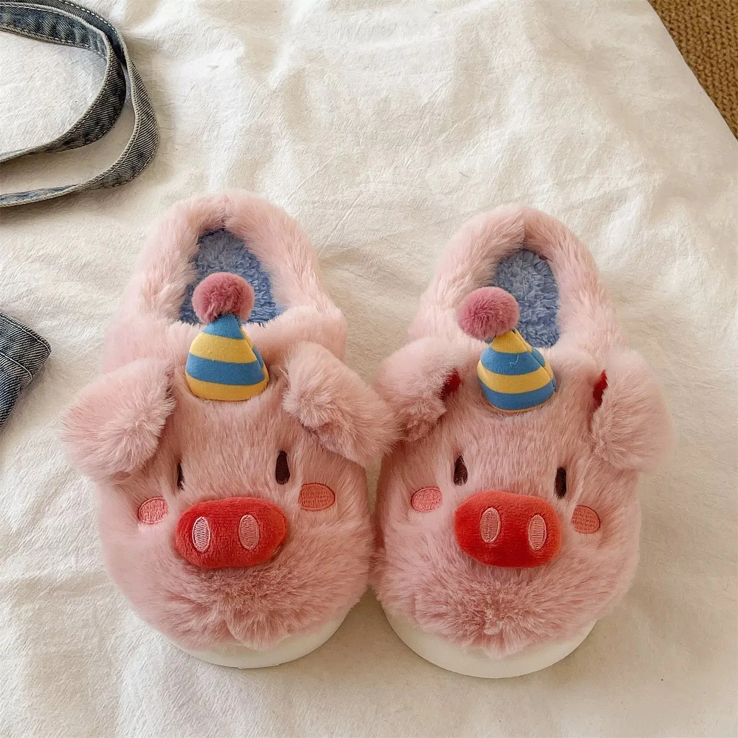 Cute Piggy Fur Slippers for Girls Winter Warm Closed-Toe