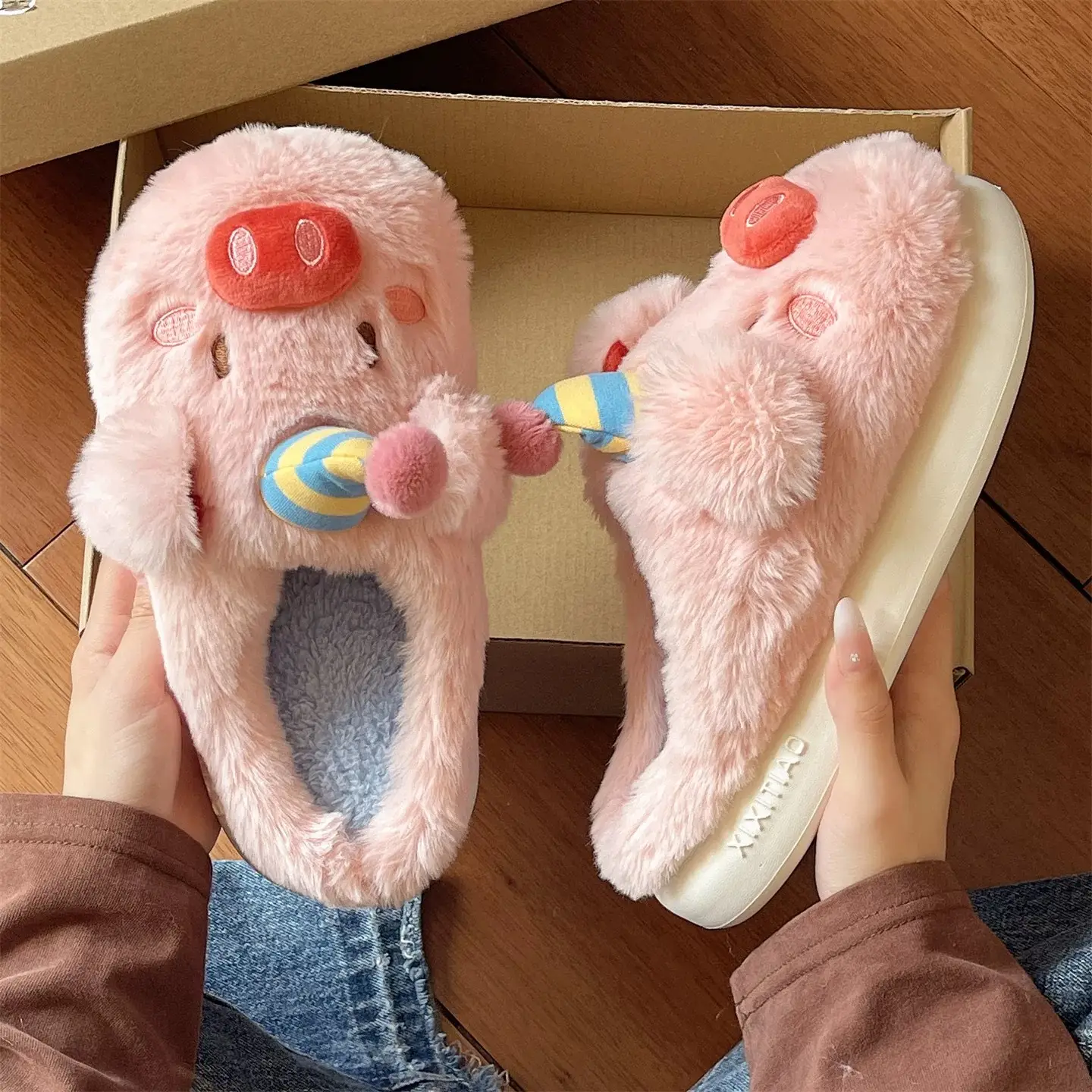 Cute Piggy Fur Slippers for Girls Winter Warm Closed-Toe