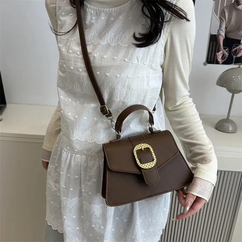 Black Square Crossbody Bag with Gold Buckle 2025 - Image 7