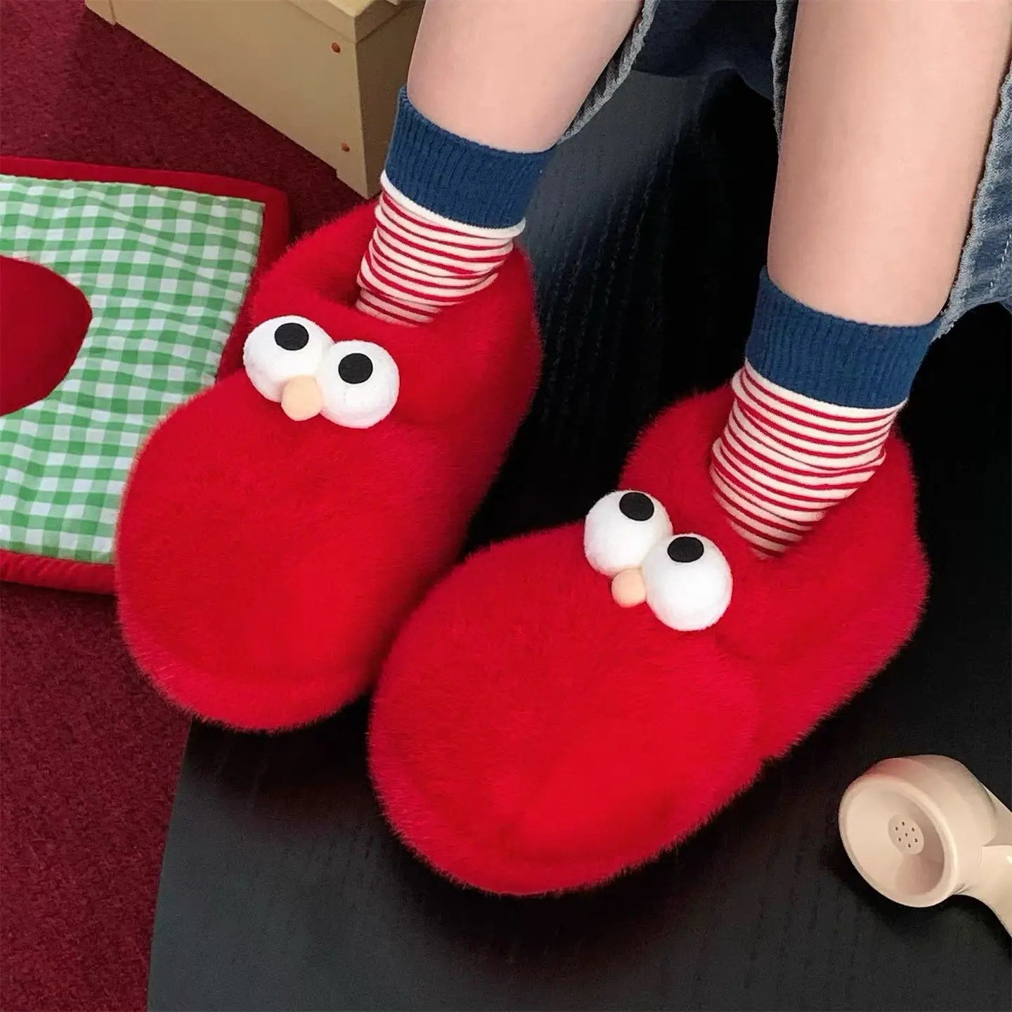 Red Furry Flat Slippers Large Toe Snow Boots - Image 3