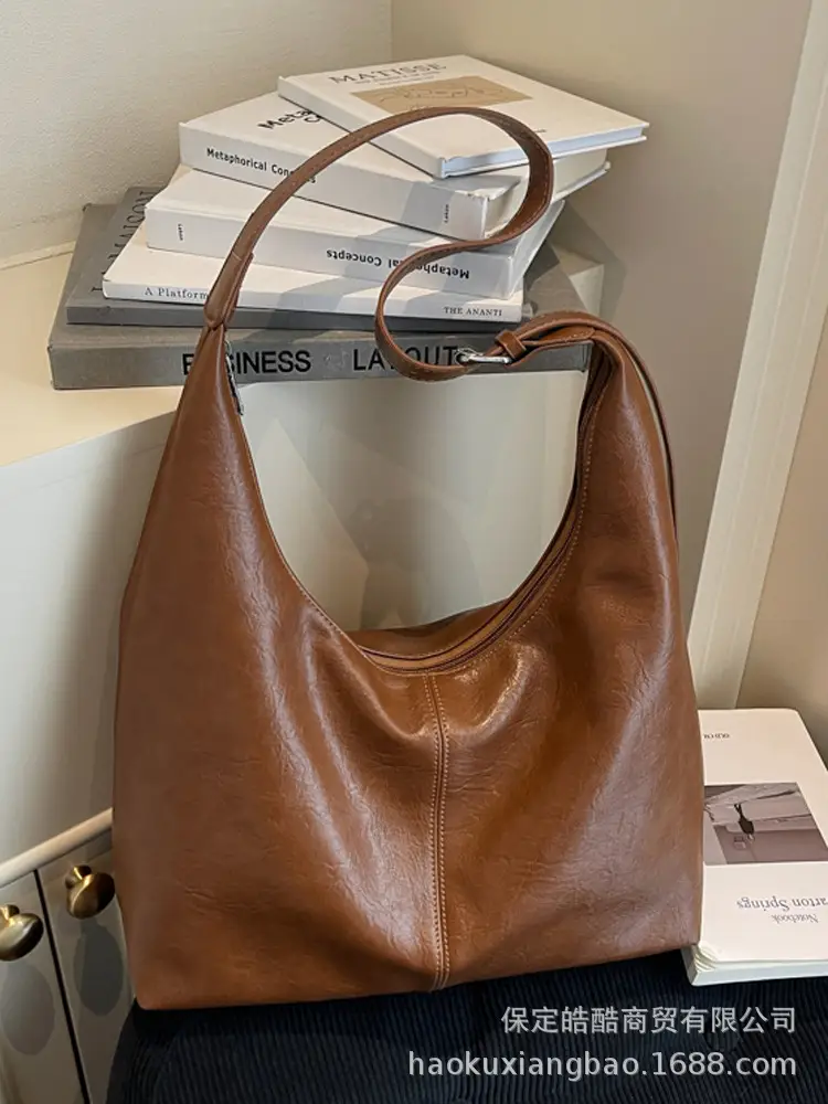 Brown Leather Shoulder Bag Large Capacity Women - Image 6