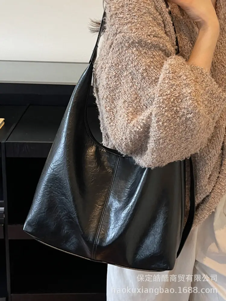 Brown Leather Shoulder Bag Large Capacity Women - Image 9