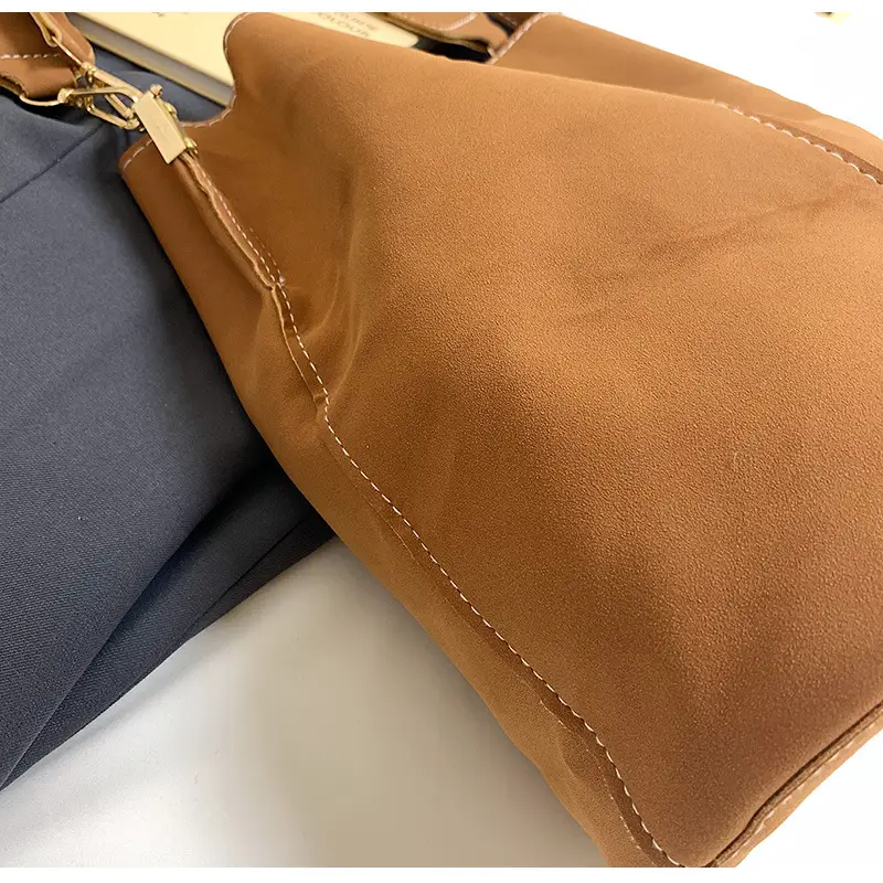 Matte Leather Bucket Bag Large Capacity Crossbody — feature 6
