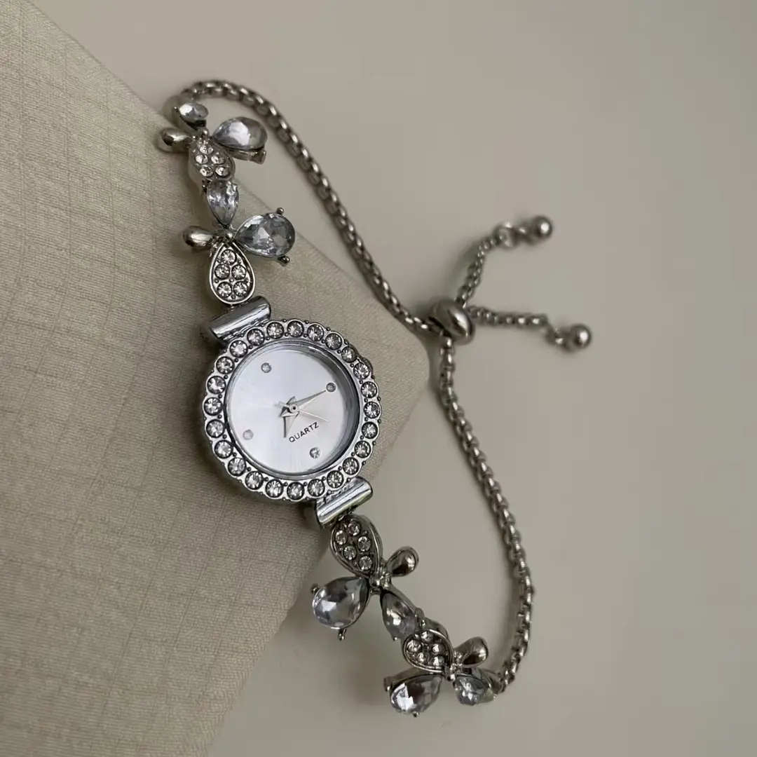 Vintage Wisteria Flower Adjustable Bracelet Light Luxury Retro Temperament Watch Daily Commuting Casual Watch — feature 7