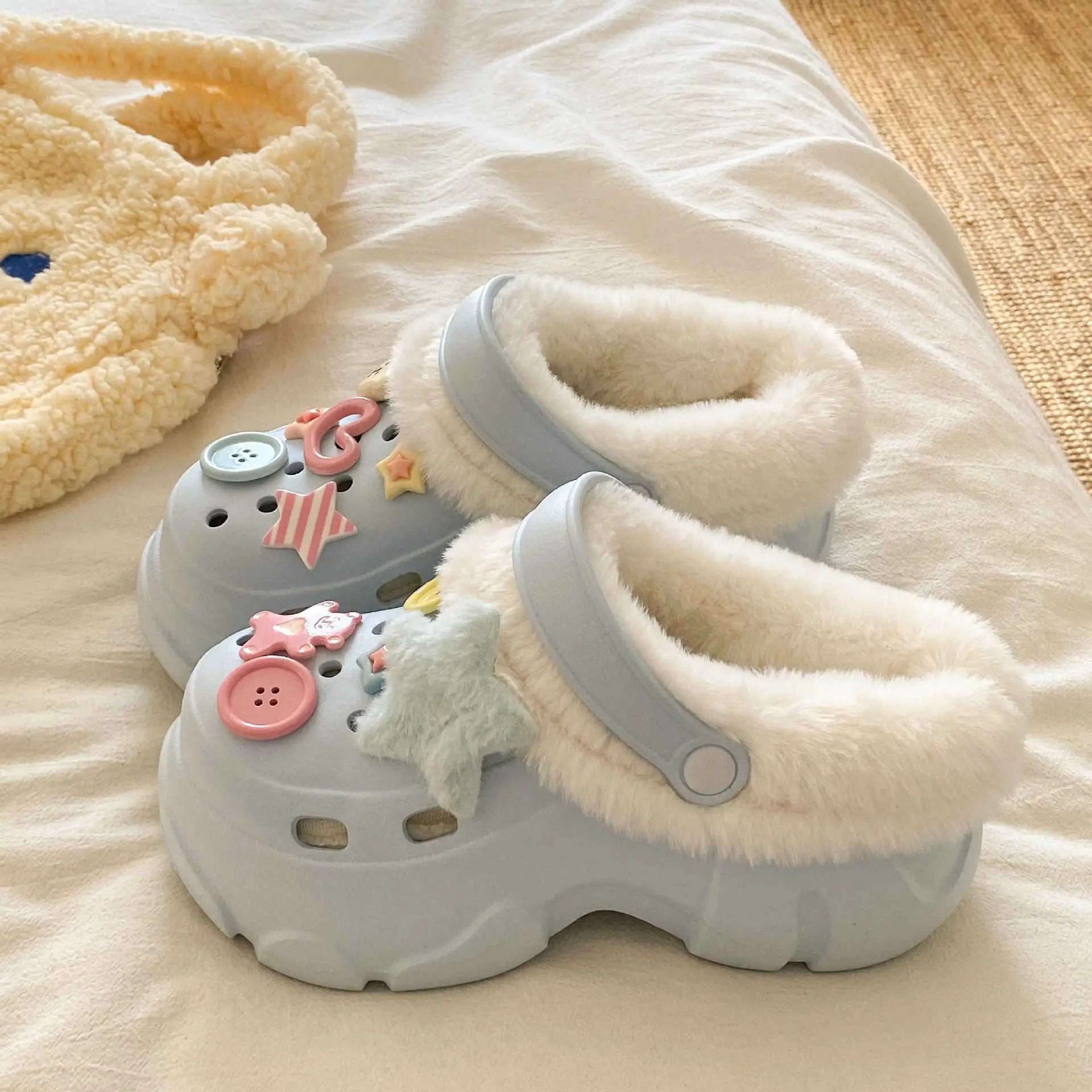 Cute Embroidered Eva Clogs for Girls Winter Ins - Image 3