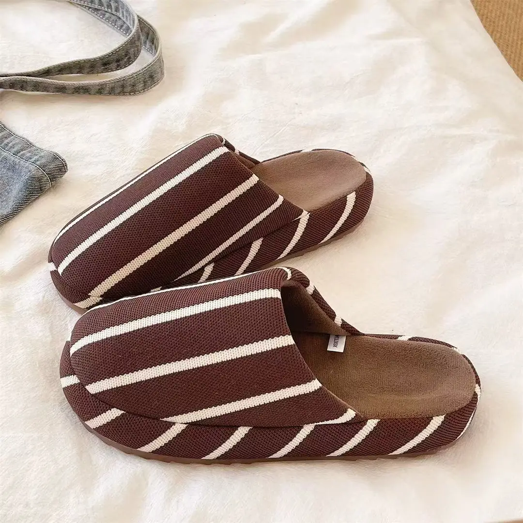 Fashionable Stripesd Furry Slippers for Women, Winter Outer Wear for Couples, Non-Slip Indoor Home Warm Plush Cotton Slippers for Men