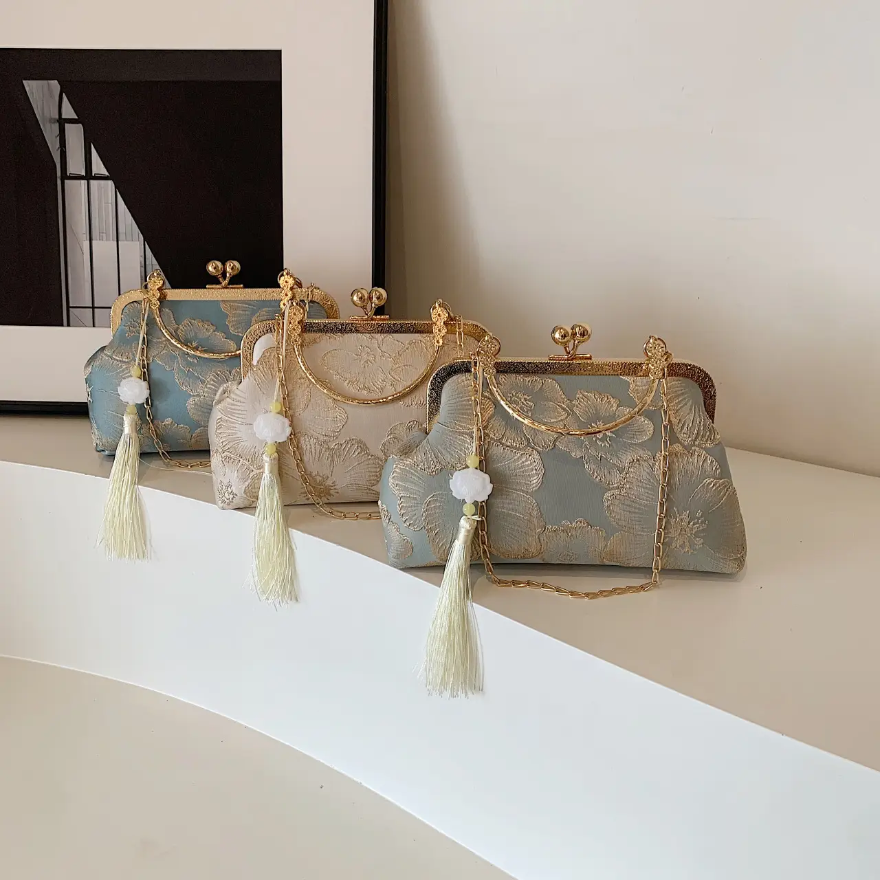 Chinese Embroidered Evening Bag Silk Travel Handbag Women - Image 7