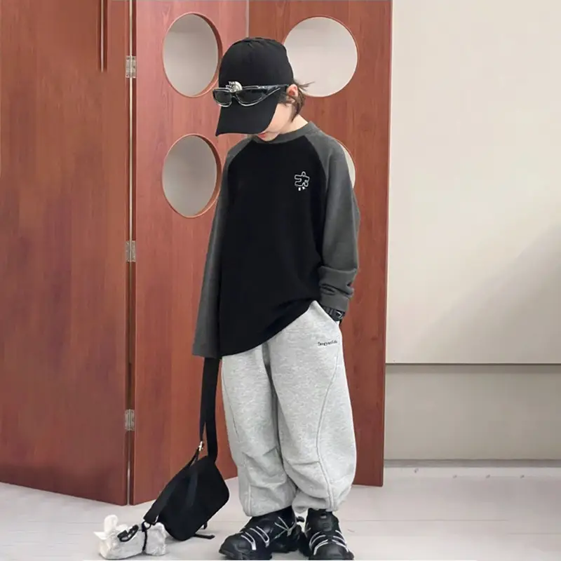 Kids Warm T-Shirt Medium Large Korean Style 2025 — feature 4