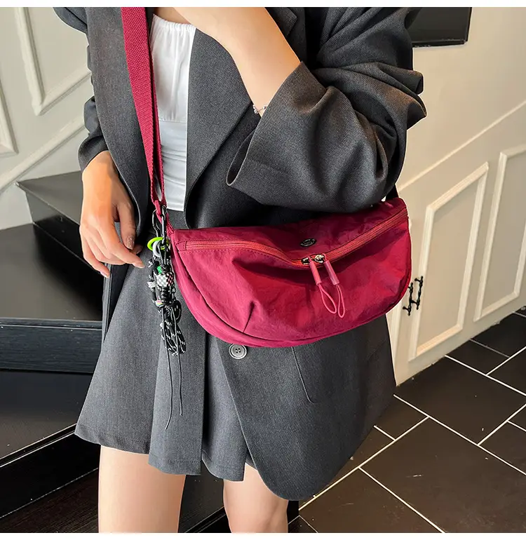 Women's Red Suede Crossbody Bag 2025 New — feature 15