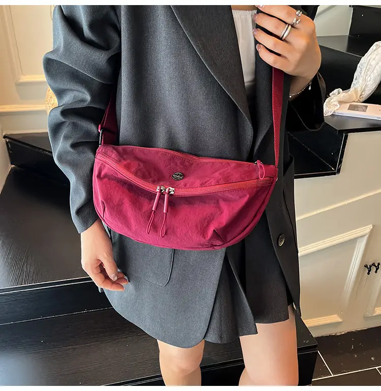 Women's Red Suede Crossbody Bag 2025 New — feature 16