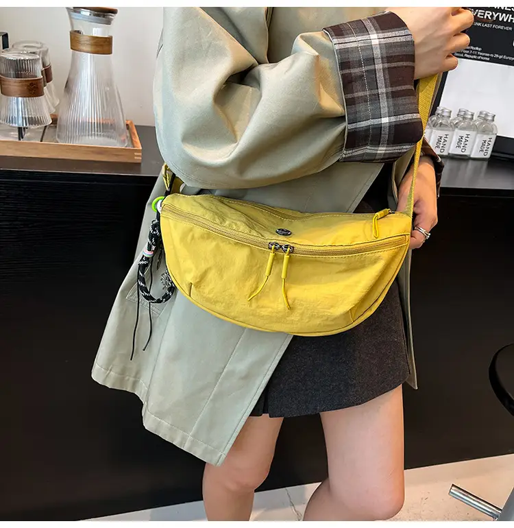 Women's Red Suede Crossbody Bag 2025 New — feature 22