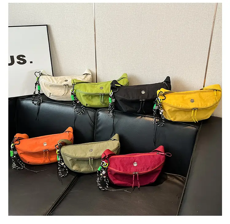 Women's Red Suede Crossbody Bag 2025 New — feature 4