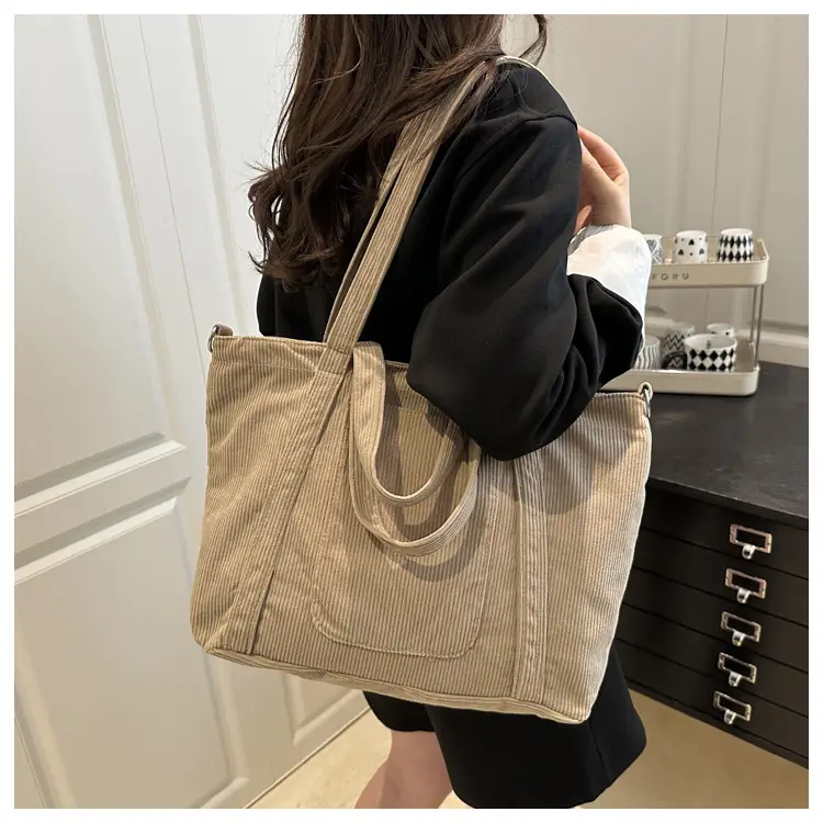 Wholesale Japanese Harajuku Handbags for Women 2025 — feature 15