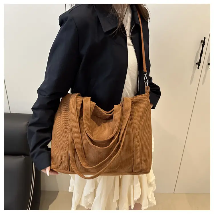 Wholesale Japanese Harajuku Handbags for Women 2025 — feature 17