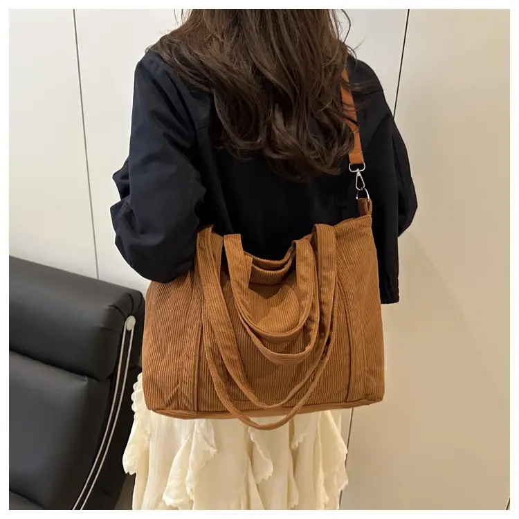 Wholesale Japanese Harajuku Handbags for Women 2025 — feature 18