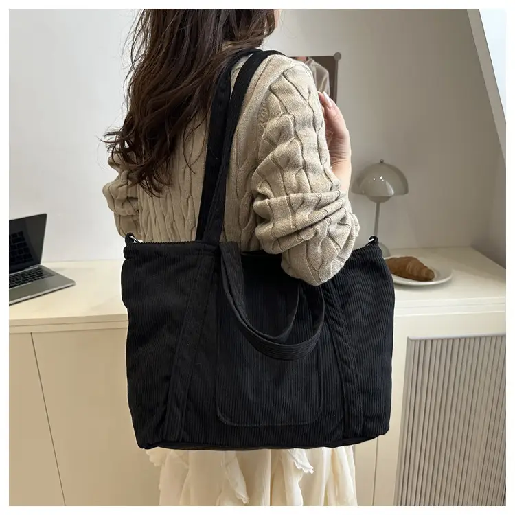 Wholesale Japanese Harajuku Handbags for Women 2025 — feature 30