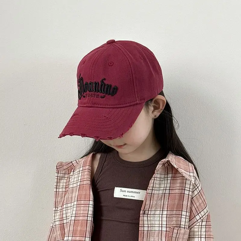 White Korean Style Girls Baseball Cap 2025 — feature 12