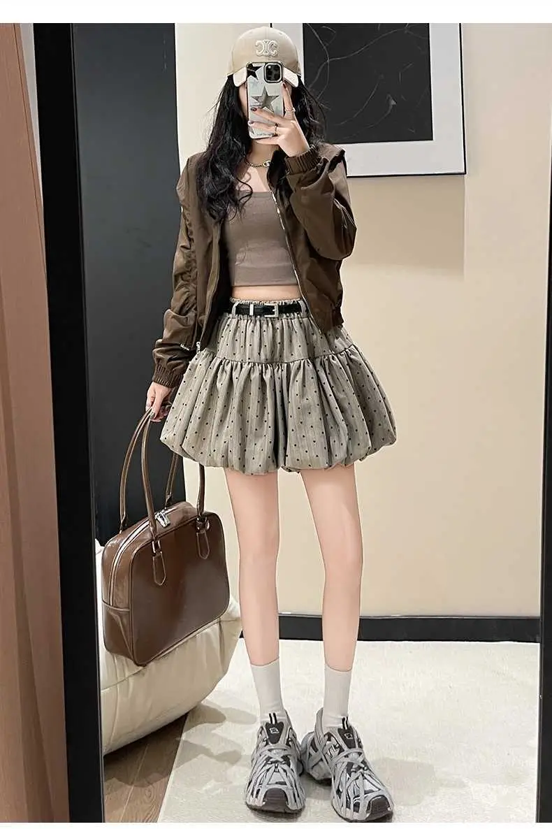 Women Pleated Khaki Skirt with Belt Autumn 2026 — feature 11