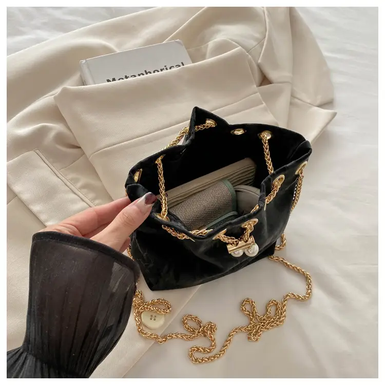 Pink Chain Crossbody Bag for Women, Large Capacity, Korean Style — feature 13