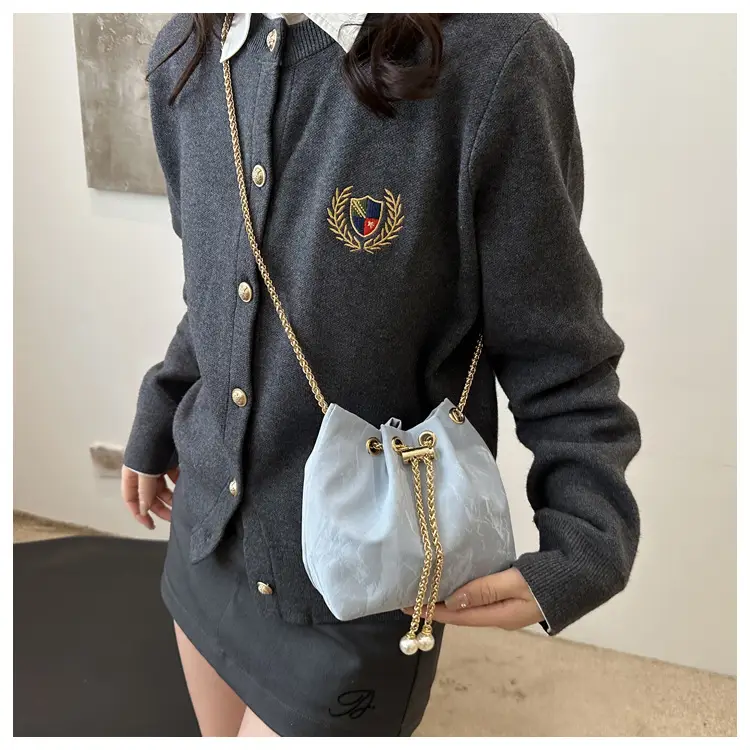 Pink Chain Crossbody Bag for Women, Large Capacity, Korean Style — feature 6