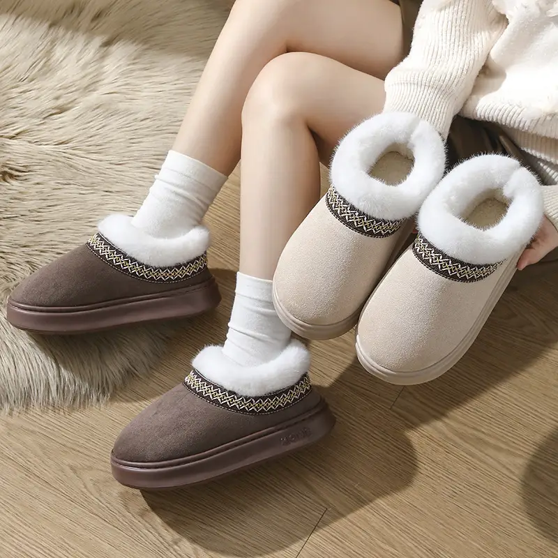 New Autumn and Winter Lace Ethnic Style Fashionable Fur-Covered All-Inclusive Cotton Shoes for Men and Women, Indoor and Outdoor Cotton Slippers for Couples