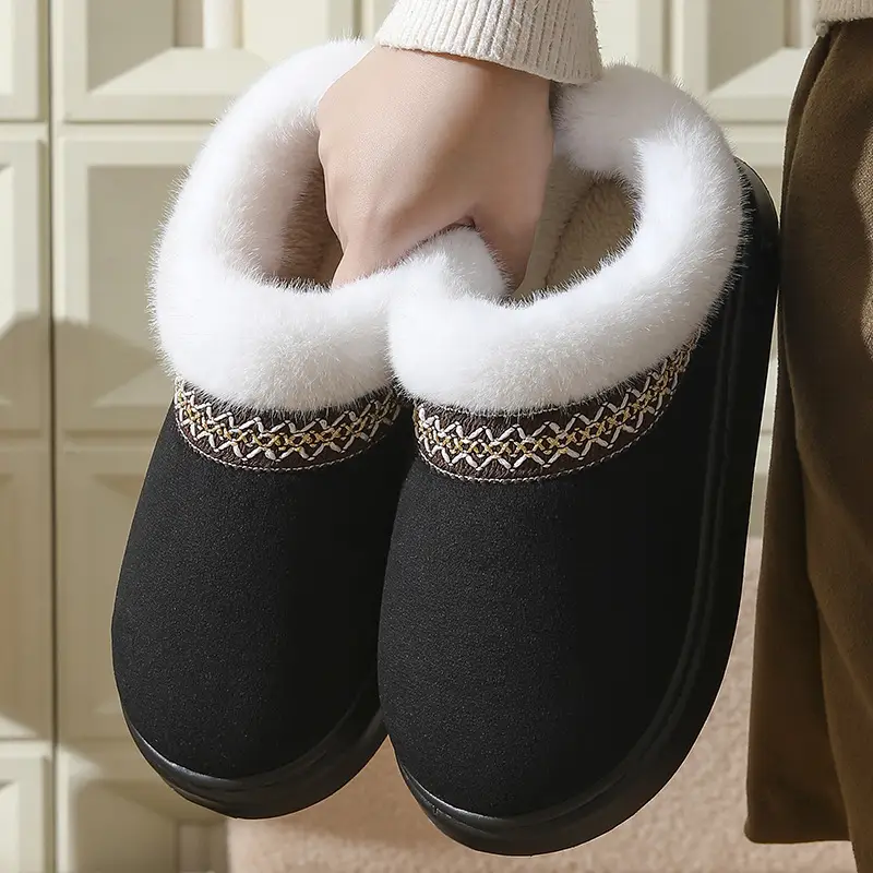 New Autumn and Winter Lace Ethnic Style Fashionable Fur-Covered All-Inclusive Cotton Shoes for Men and Women, Indoor and Outdoor Cotton Slippers for Couples