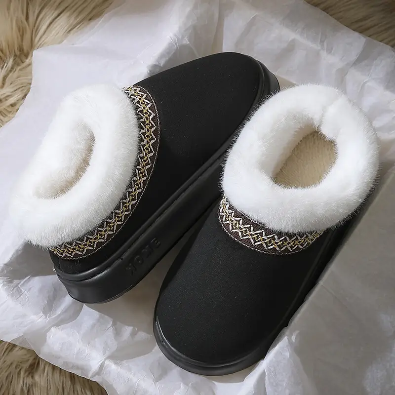 New Autumn and Winter Lace Ethnic Style Fashionable Fur-Covered All-Inclusive Cotton Shoes for Men and Women, Indoor and Outdoor Cotton Slippers for Couples