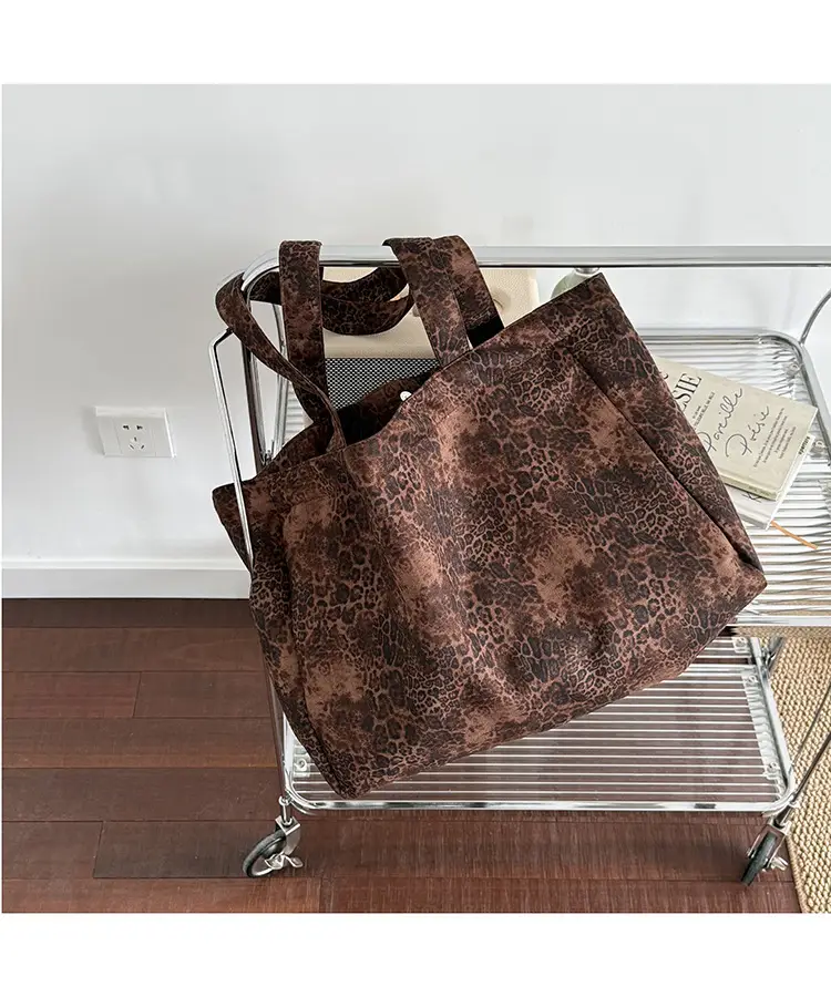Retro Leopard Print Large Capacity Shoulder Bag Women's Canvas Tote — feature 5
