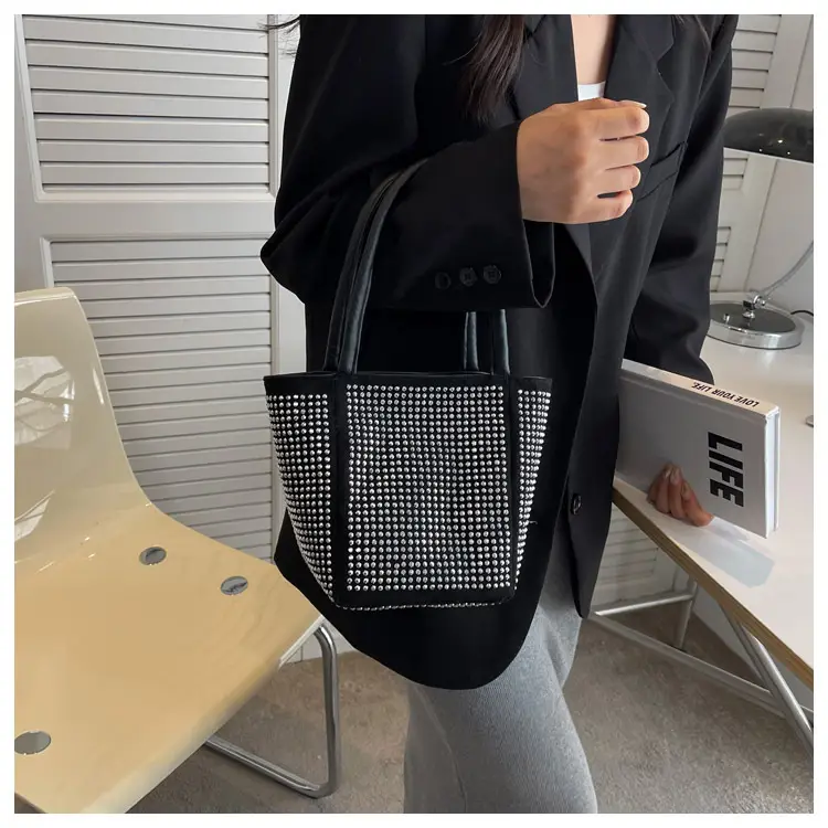 2022 Rhinestone Chain Bucket Bag for Women — feature 12