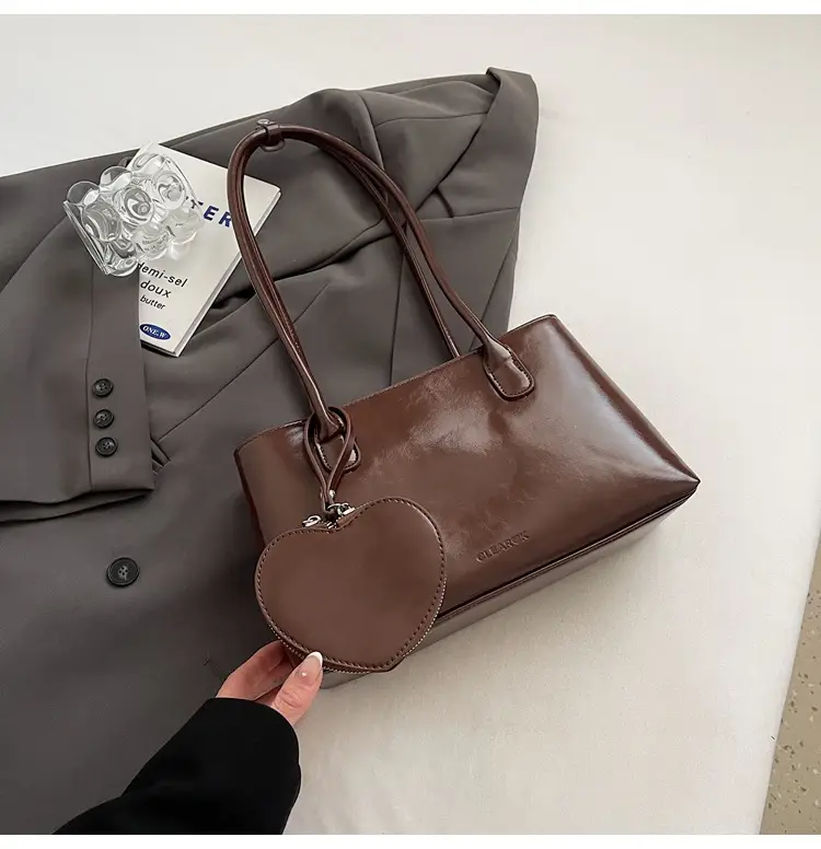 Korean Retro Heart Bag Women 2026 Autumn — feature 28