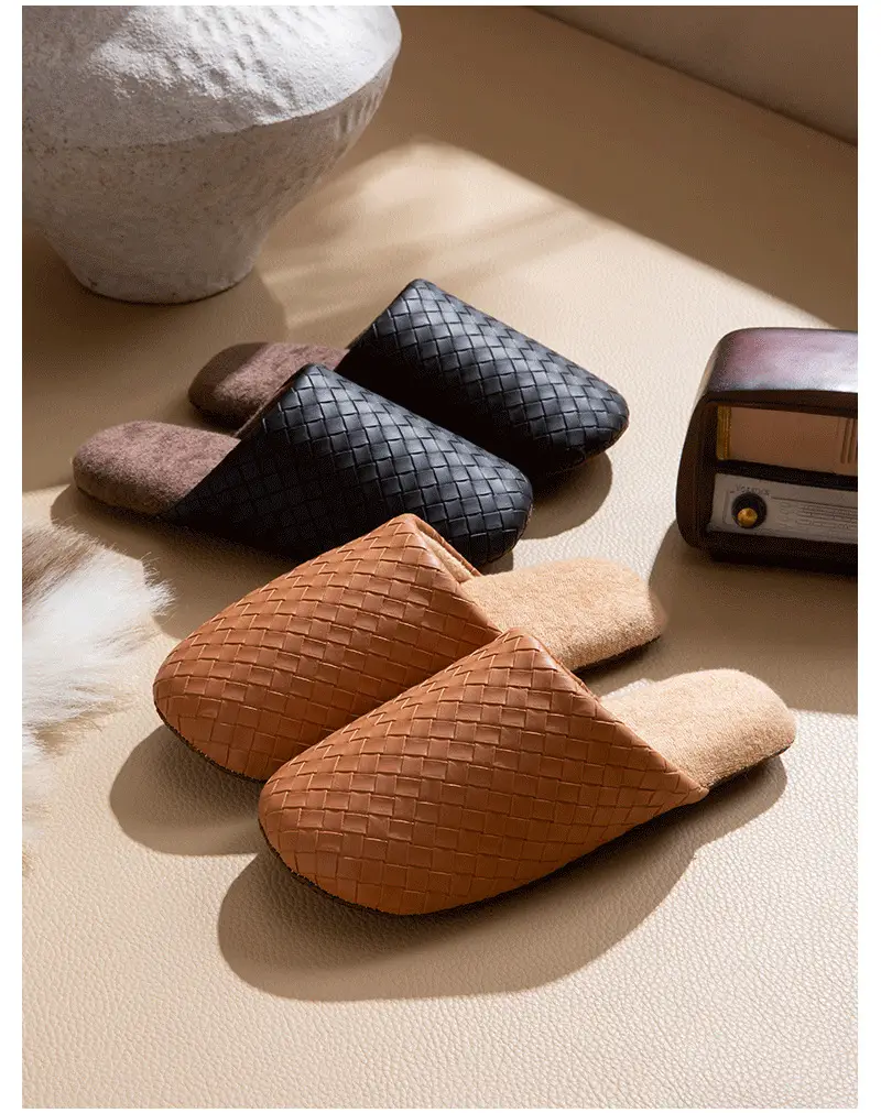 Silent Slippers for Women Autumn and Winter 2025 New Indoor Home Japanese Style Floor Soft Bottom Postpartum Non-Slip Cotton Slippers — feature 8