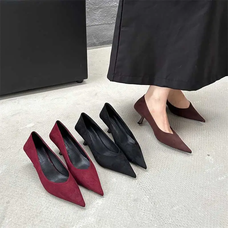 2026 Autumn and Winter New Women's Stiletto Pointed-Toe Mid-Heel Versatile Suede High-Heeled Shallow-Mouthed Work Shoes - Image 5