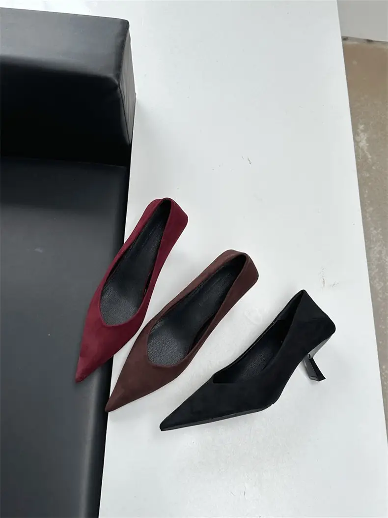 2026 Autumn and Winter New Women's Stiletto Pointed-Toe Mid-Heel Versatile Suede High-Heeled Shallow-Mouthed Work Shoes — feature 9