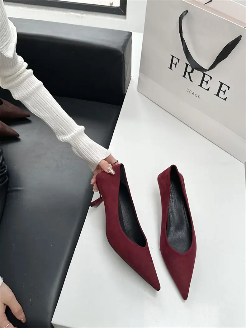 2026 Autumn and Winter New Women's Stiletto Pointed-Toe Mid-Heel Versatile Suede High-Heeled Shallow-Mouthed Work Shoes — feature 2
