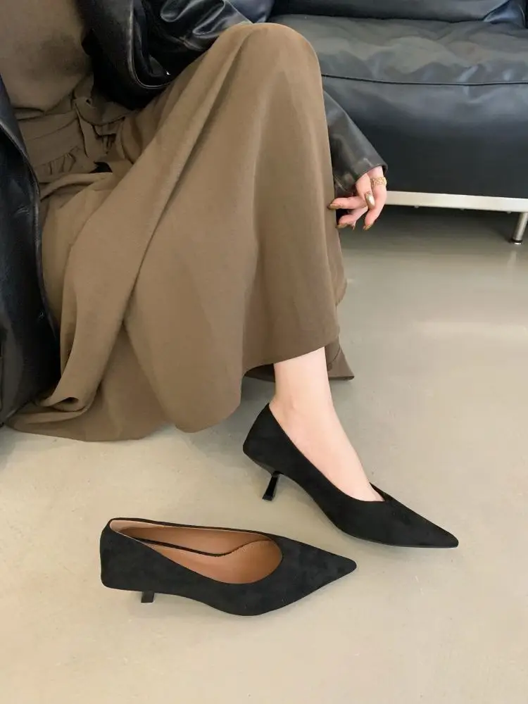 2026 Autumn New French Retro Style Pointed Toe Suede Shallow Mouth Stiletto High Heels Women's Versatile Commuter Shoes — feature 9