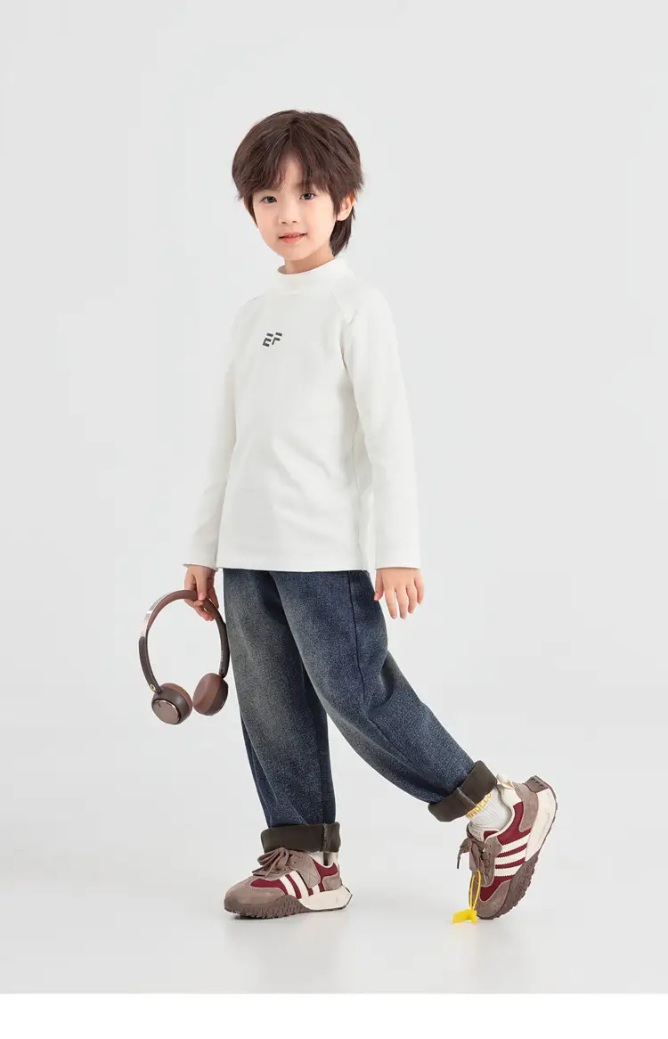 Boys Black Printed Long Sleeve T-Shirt Medium to XL — feature 22