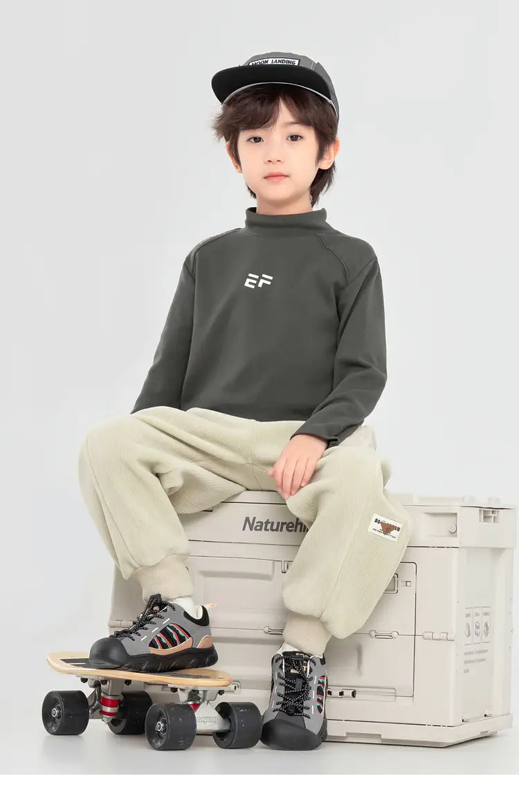 Boys Black Printed Long Sleeve T-Shirt Medium to XL — feature 34