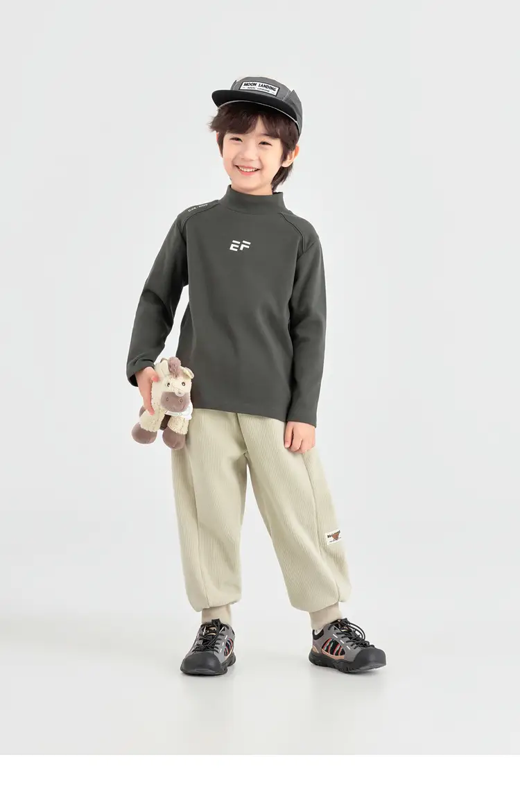 Boys Black Printed Long Sleeve T-Shirt Medium to XL — feature 42