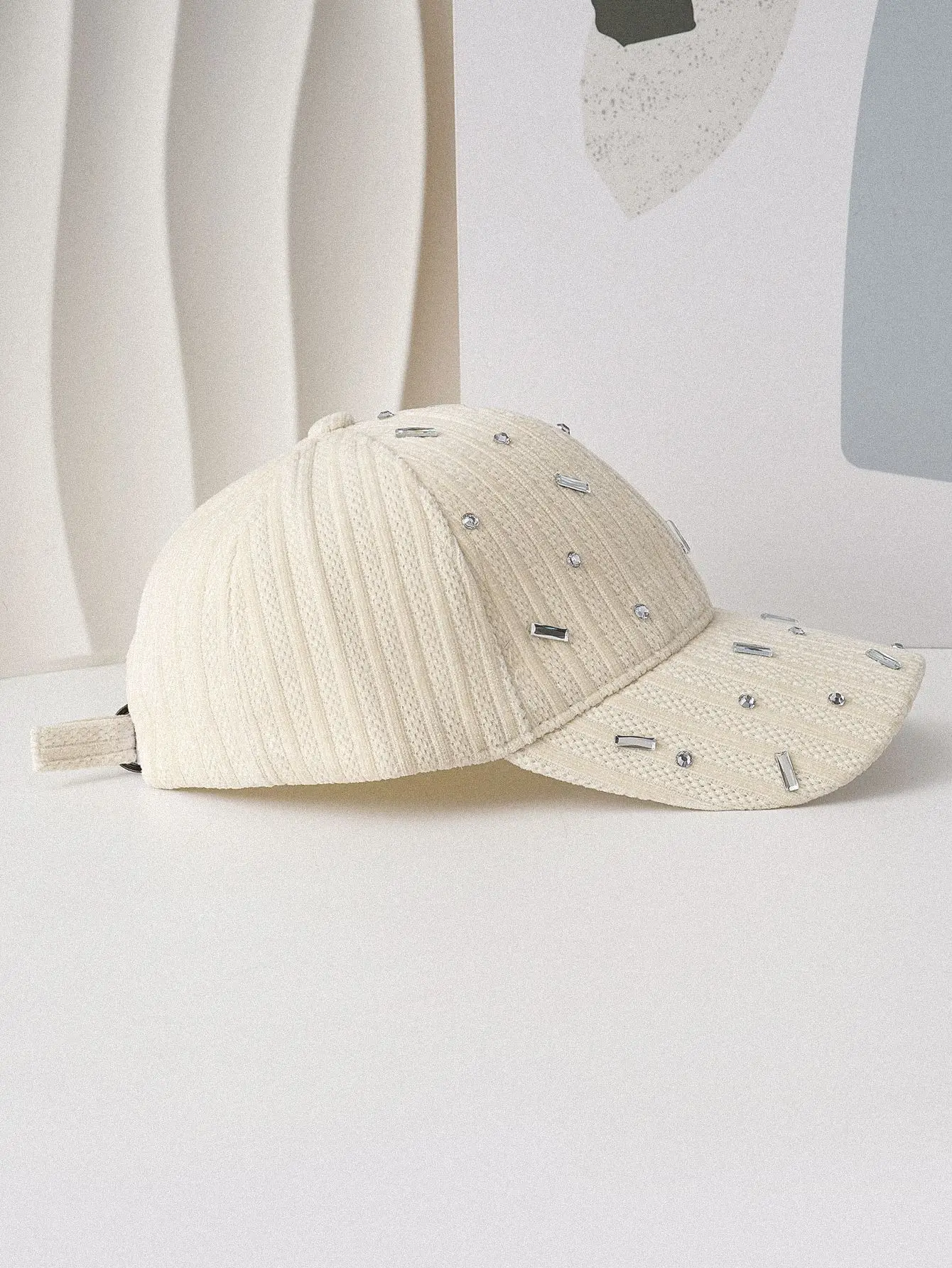 White Velvet Diamond Cap for Women — feature 3