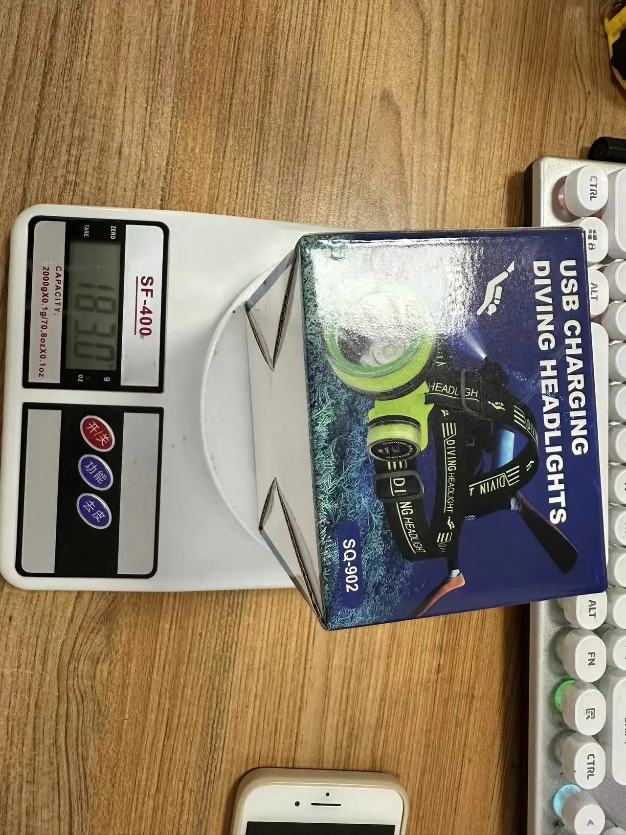 Rechargeable Waterproof Headlamp for Diving & Mining — feature 17
