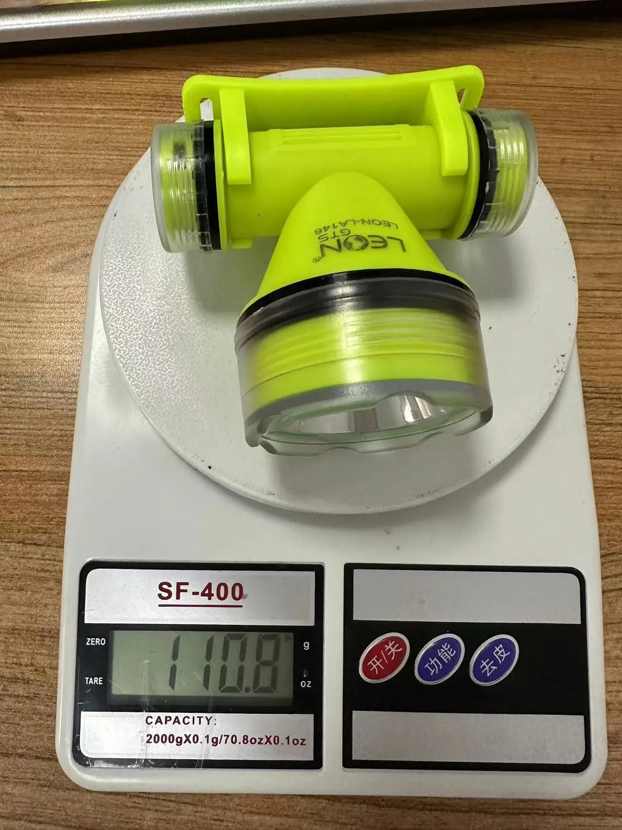 Rechargeable Waterproof Headlamp for Diving & Mining — feature 18