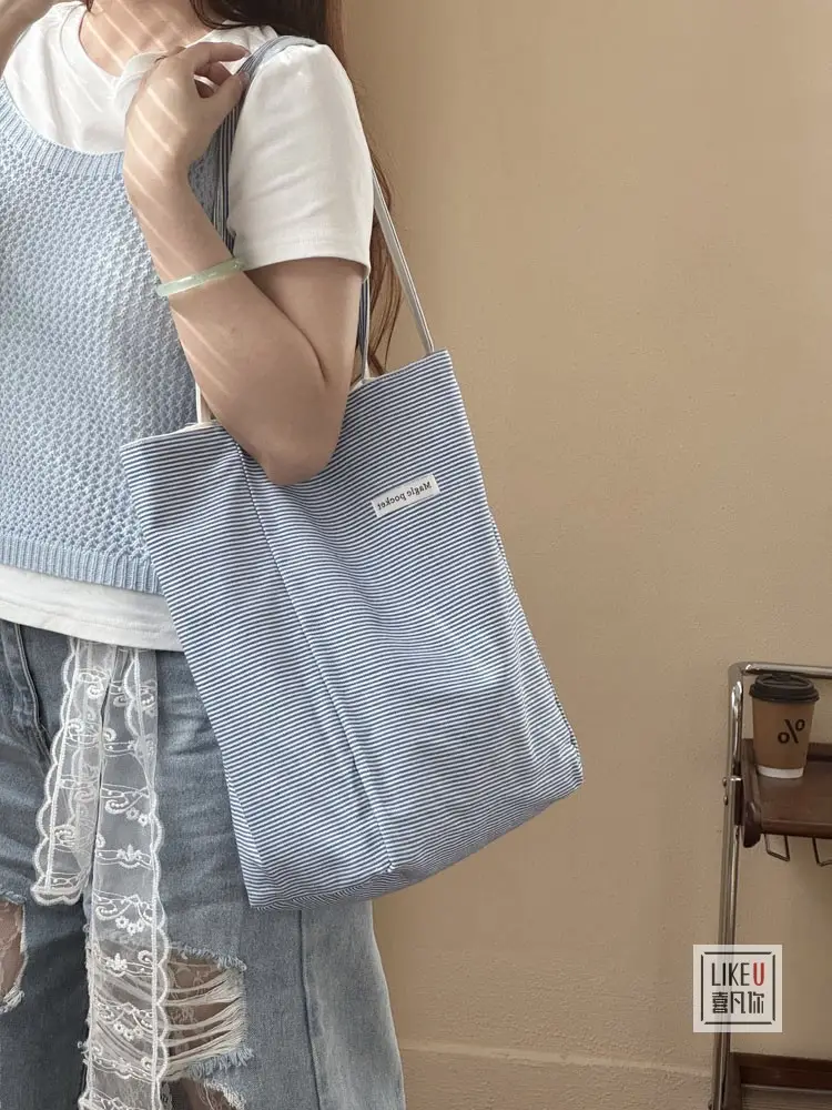 Crème Glace Embroidered Canvas Tote Bag Large Capacity — feature 14
