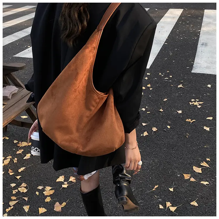 Women's Large Capacity Suede Tote Bag with Logo Print — feature 15