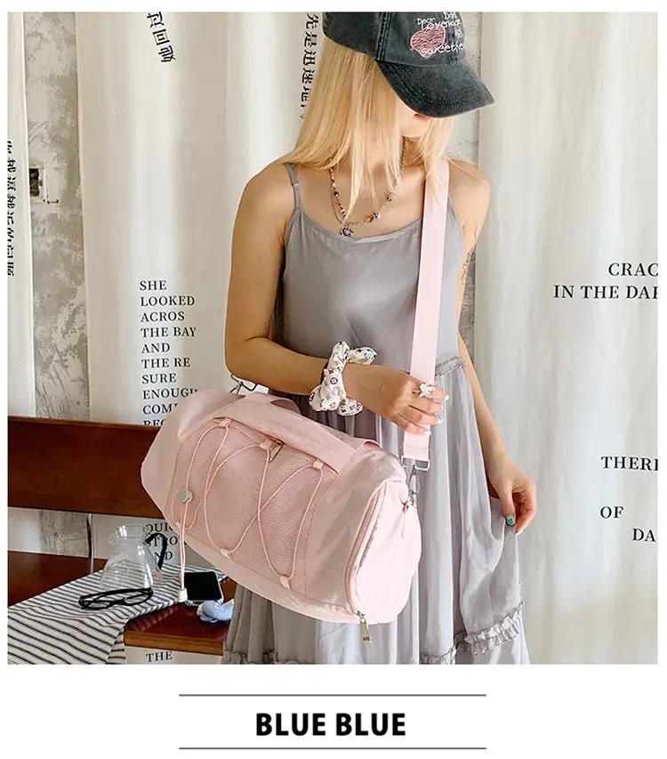 Light Green Crossbody Travel Bag with Adjustable Strap — feature 10