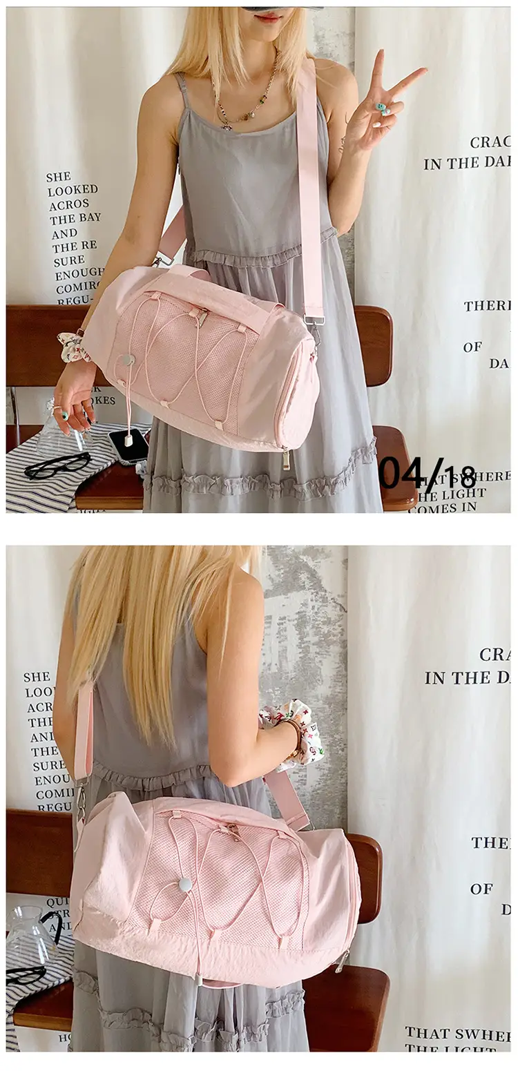 Light Green Crossbody Travel Bag with Adjustable Strap — feature 11