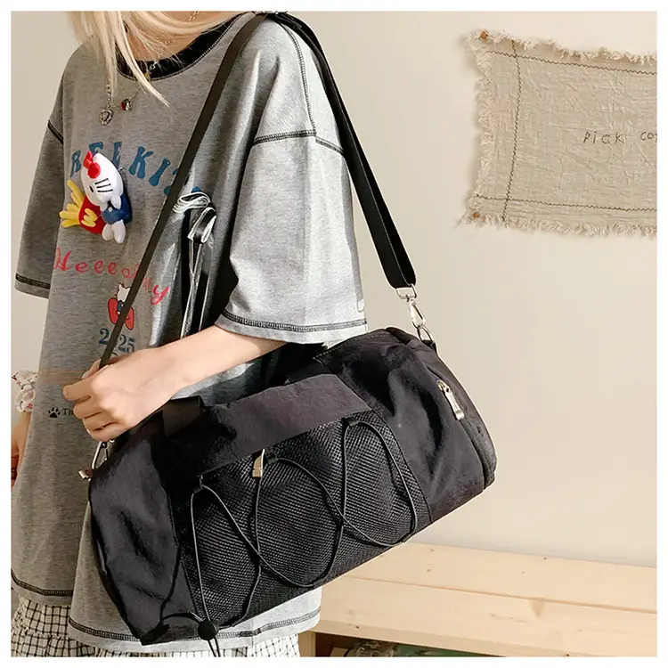 Light Green Crossbody Travel Bag with Adjustable Strap — feature 23